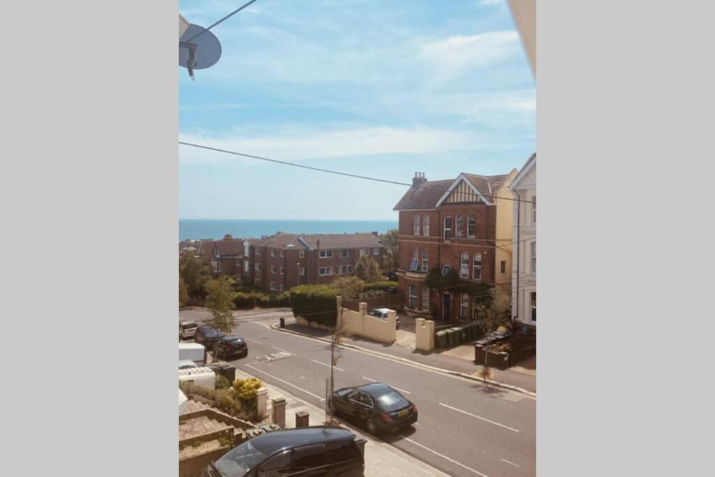 Unique Sea View Apartment 哈斯丁 外观 照片